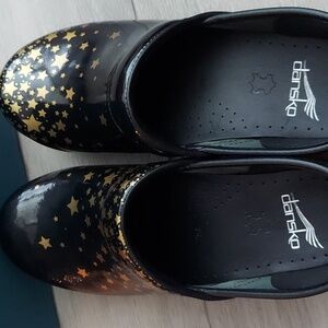 Dansko hard leather clogs size 38 / 7.5